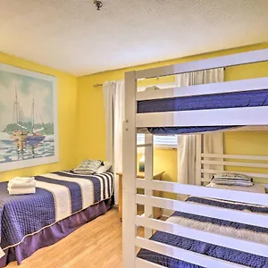 coastal-hilton-head-resort-condo-with-pools.top-hotels-in-savannah.com/